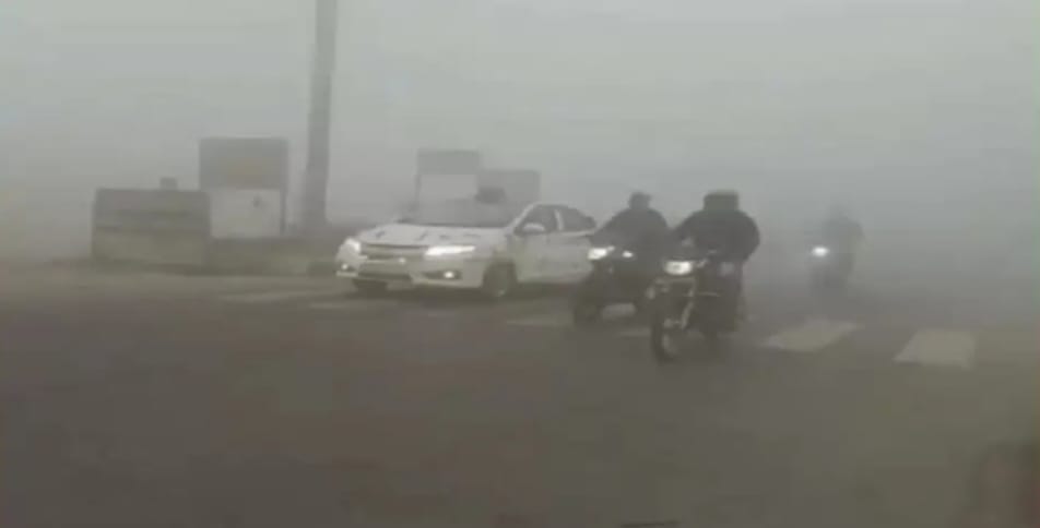 यूपी में ठंड ने पकड़ी रफ्तार