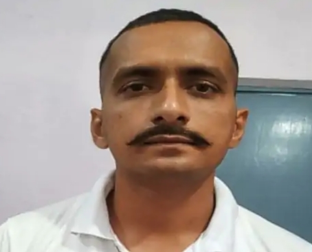 यूपी: दरोगा ने शादीशुदा प्रेमिका की रॉड से पीट-पीटकर की हत्या