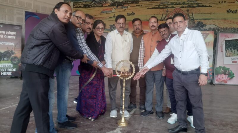 अनुभवी बनीं मिस फ्रेशर, मिस्टर फ्रेशर बने आयुष