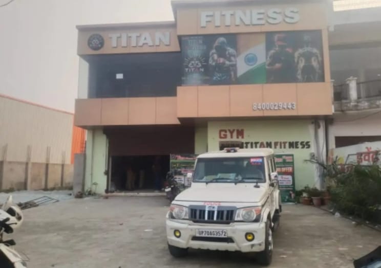 वाराणसी: जिम के गोदाम से 2 करोड़ का प्रतिबंधित कोडीन युक्त कफ सिरप बरामद