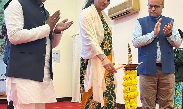 भारतीय सब्जी अनुसंधान संस्थान में किसान सम्मान निधि की 21वीं किस्त का सीधा प्रसारण