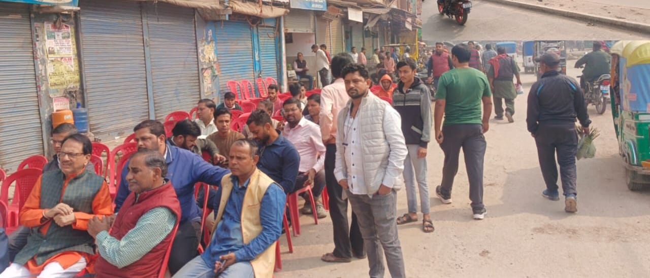 चंदौली: दवा कारोबारी रोमी हत्याकांड में व्यापारियों का आक्रोश चरम पर