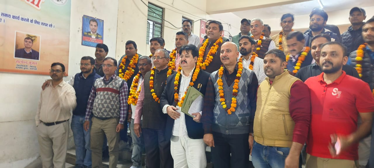 रमेश अध्यक्ष, विवेक मंत्री निर्वाचित