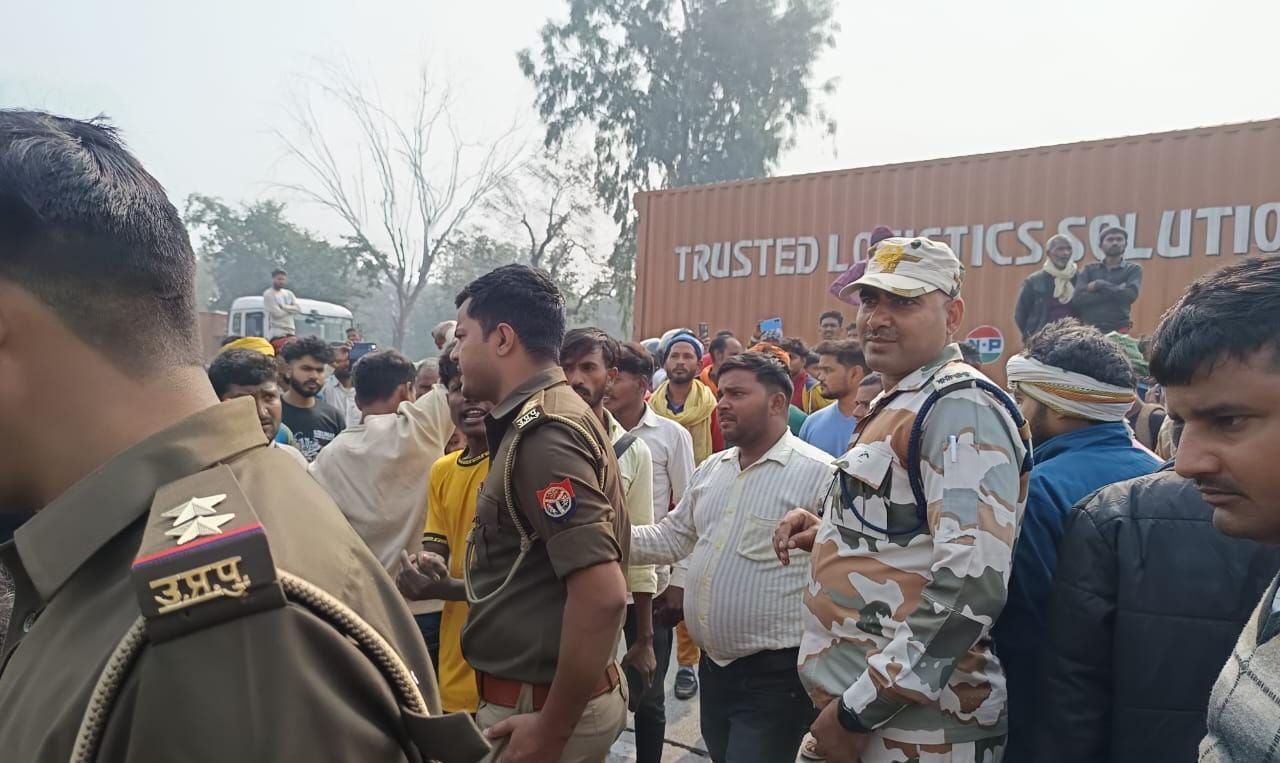 डंपर की चपेट में आने से मजदूर की मौत