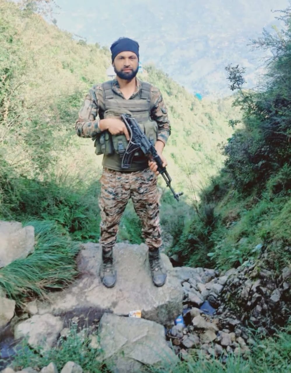 राजौरी मुठभेड़ में हमीरपुर का जवान शहीद