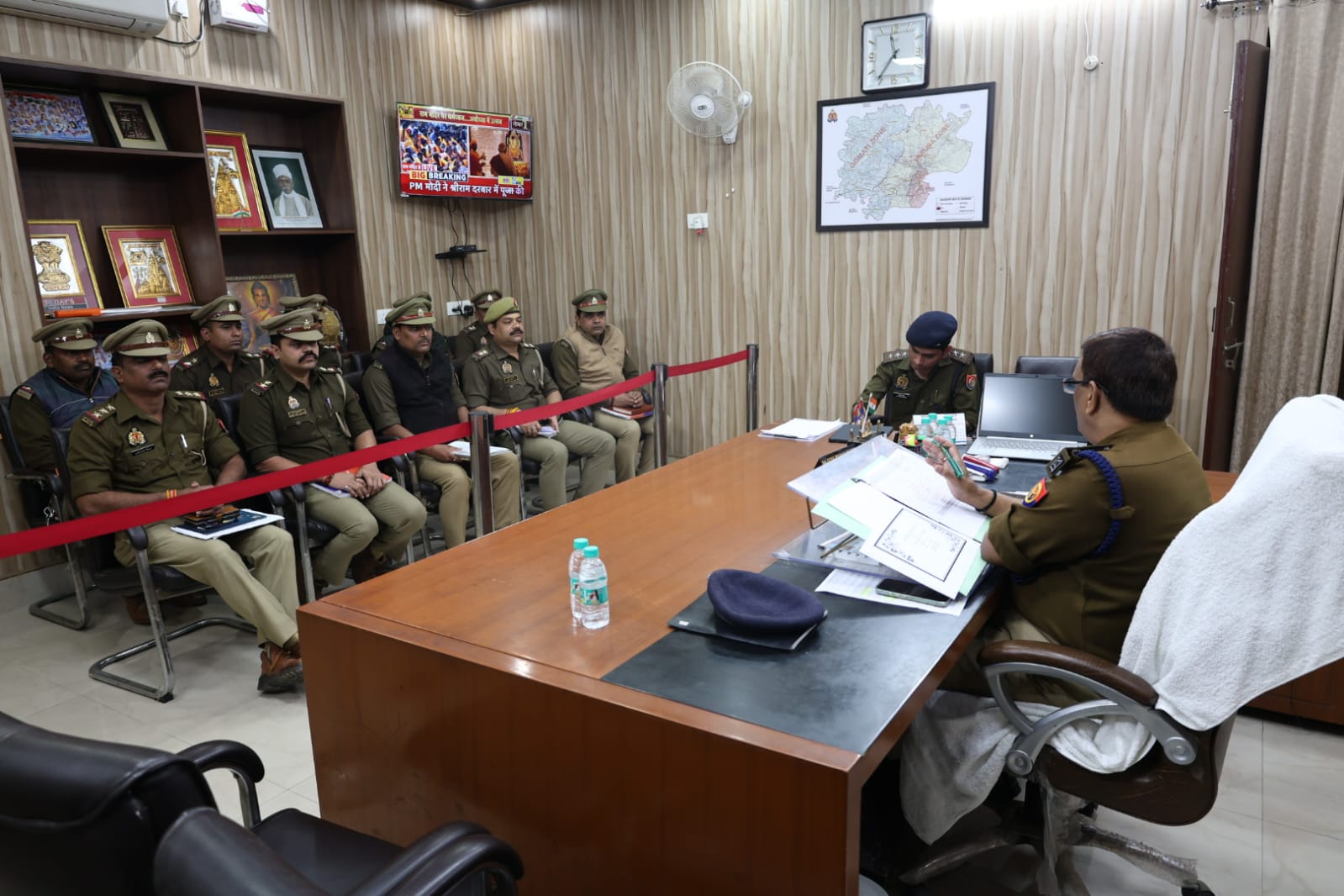 अपर पुलिस आयुक्त ने लम्बित मामलों के शीघ्र एवं गुणवत्तापूर्ण निस्तारण के दिए कड़े निर्देश