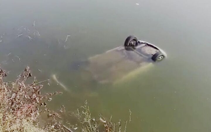 लखीमपुर खीरी :नहर में गिरी शादी से लौट रही ऑल्टो कार