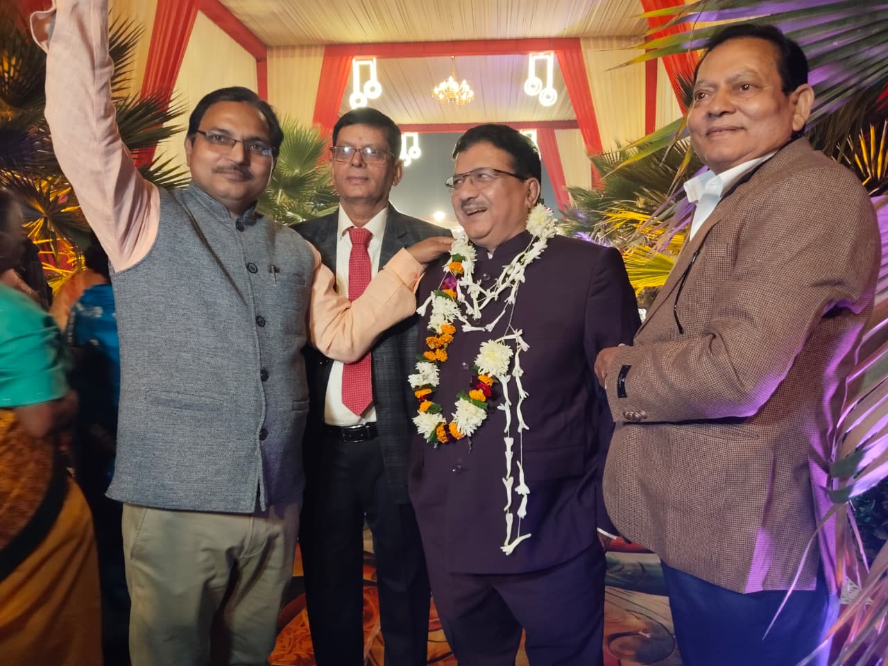 वाराणसी आगमन पर सच्चिदानंद राय का भव्य स्वागत