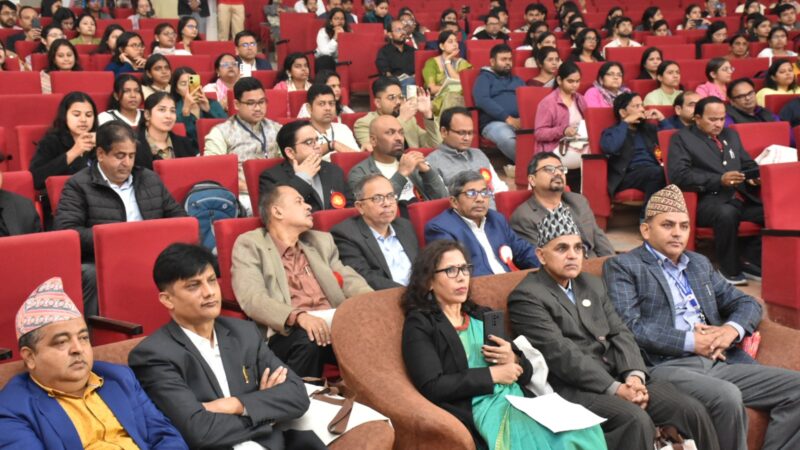 काशी तमिल संगमम्-4.0 : विश्वनाथ मंदिर प्रांगण में “एकता की गंगा” नुक्कड़ नाटक ने बांधा समां