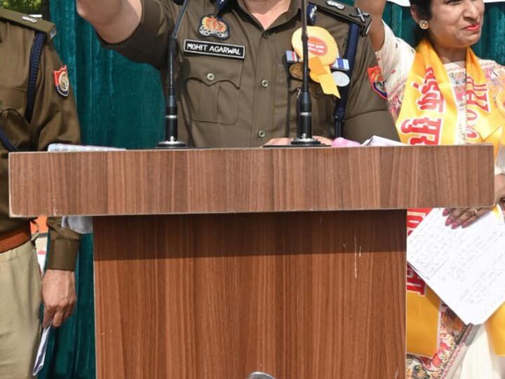 प्रभावशाली नुक्कड़ नाटक  मंचन के साथ यातायात माह का भव्य समापन