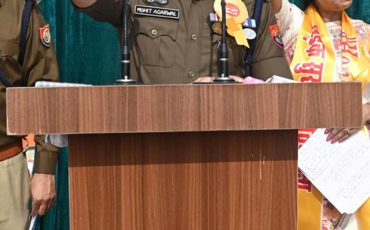 प्रभावशाली नुक्कड़ नाटक  मंचन के साथ यातायात माह का भव्य समापन