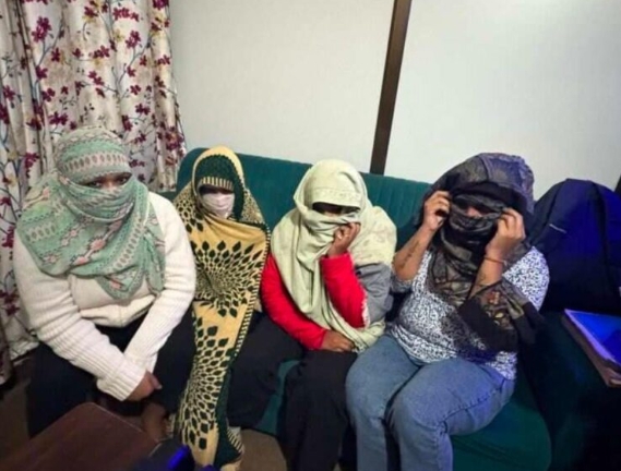 देह व्यापार के दो बड़े अड्डों का पर्दाफाश,