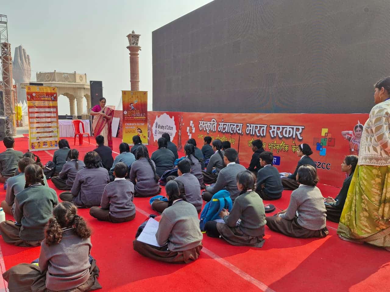 काशी तमिल संगमम् 4.0 : नमो घाट पर बच्चों ने सीखी तमिल भाषा और संस्कृति