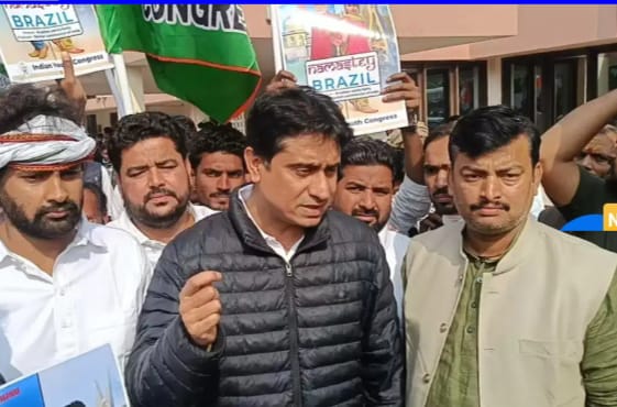 युवा कांग्रेस के ‘जनाक्रोश मार्च’ को पुलिस ने रोका