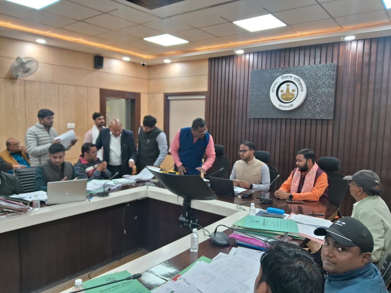 शहरी विकास को नई गति: नोटिस–मानचित्र निस्तारण कैम्प में 100 प्रकरणों की सुनवाई