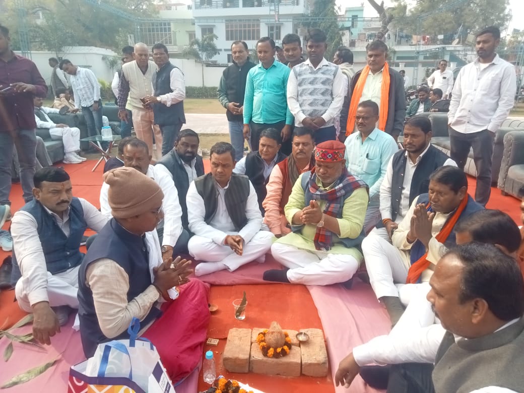 रोहनिया में 3.26 करोड़ की लागत से 11 विकास कार्यों का शिलान्यास