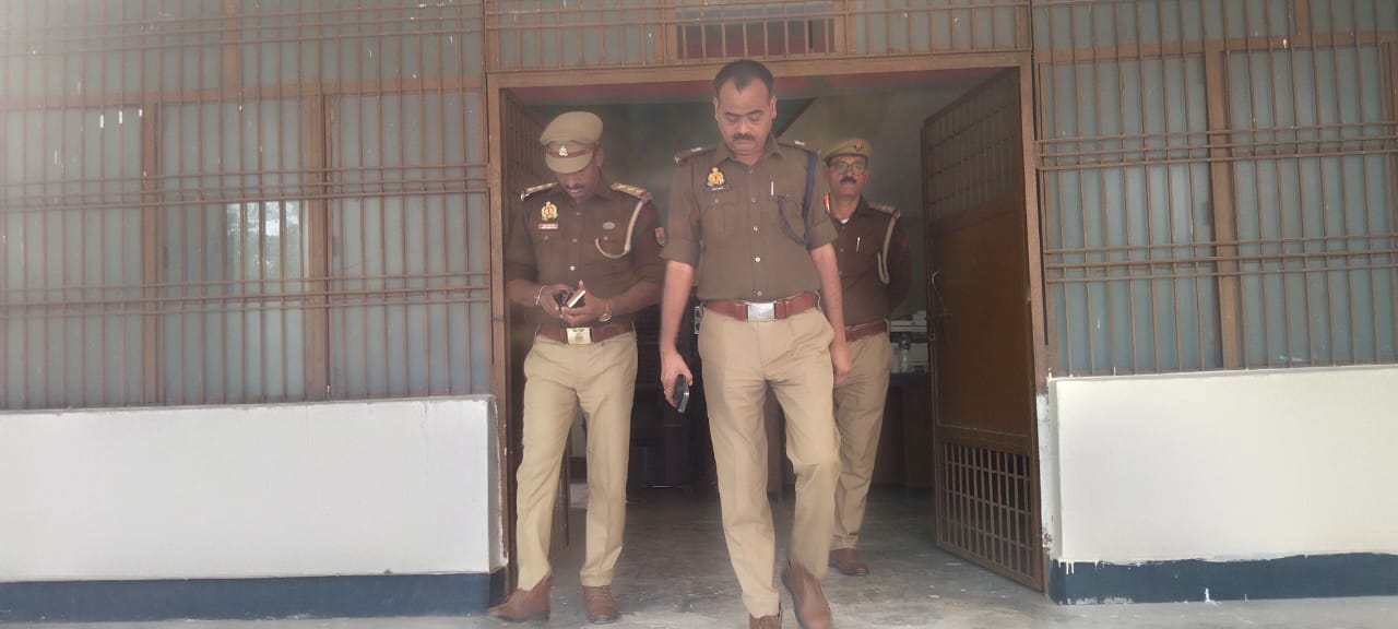 अपर पुलिस अधीक्षक ने थाना पिपरी का किया आकस्मिक निरीक्षण, व्यवस्थाओं की गहन समीक्षा