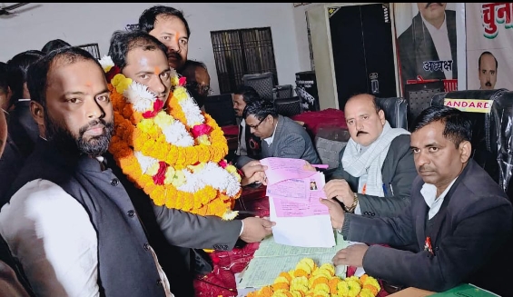 राजातालाब बार चुनाव : 28 प्रत्याशियों ने दाखिल किए नामांकन पत्र