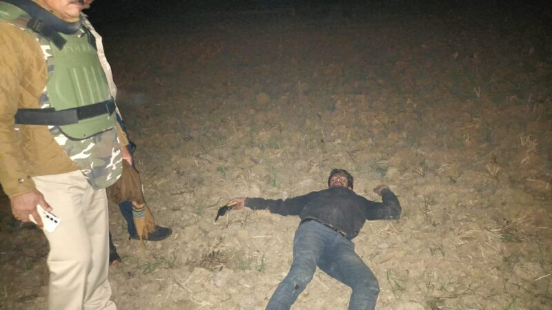 मिर्जापुर: पुलिस मुठभेड़ में दो तस्कर गिरफ्तार, एक को लगी गोली