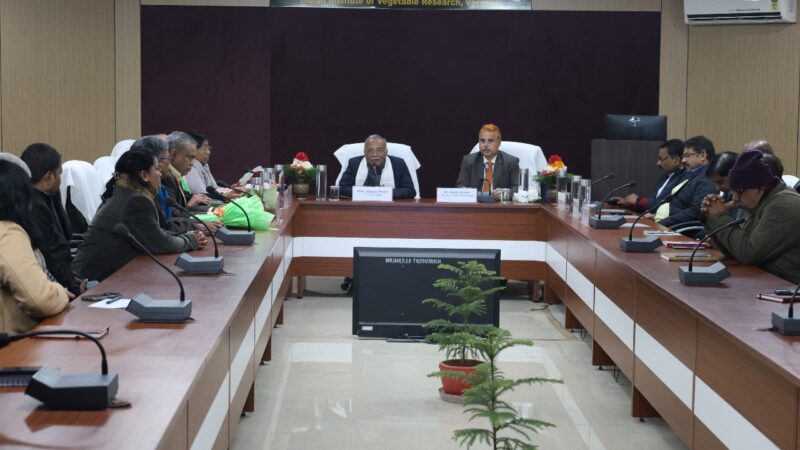 केन्द्रीय कृषि विश्वविद्यालय इम्फाल के कुलपति के नेतृत्व में प्रतिनिधिमंडल ने किया आईआईवीआर का दौरा