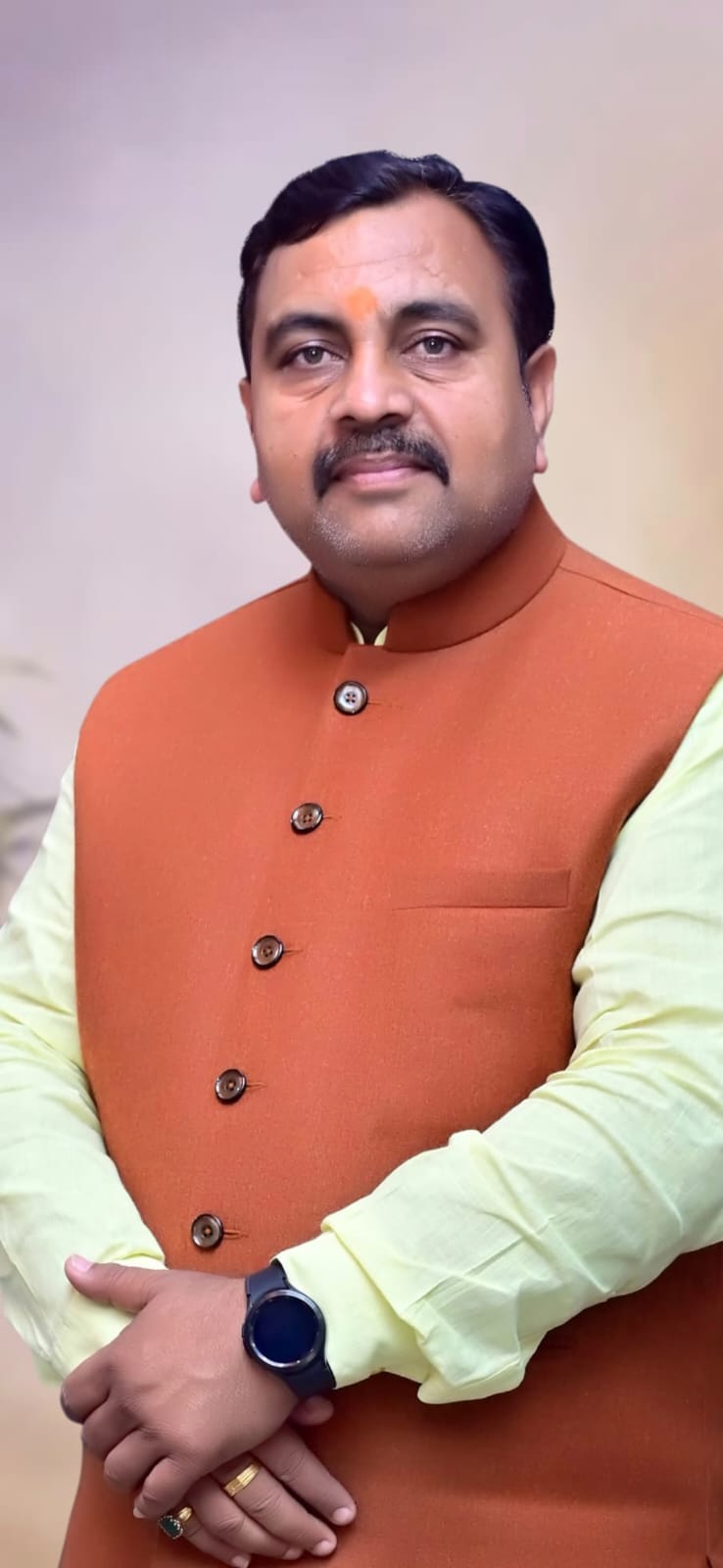 किसानों से धान खरीद में भेदभाव का आरोप, 15 कुंतल प्रति बीघा खरीद की मांग