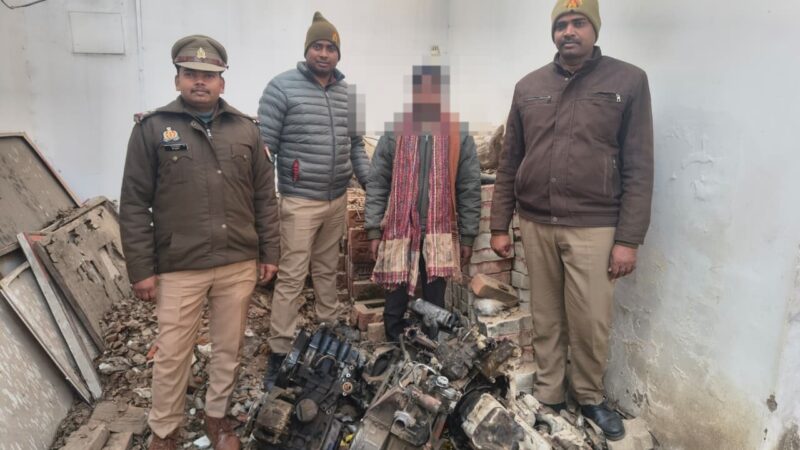 वाराणसी: मिर्जामुराद में कबाड़ी दुकान से चोरी के 4 कटे इंजन बरामद, मालिक गिरफ्तार