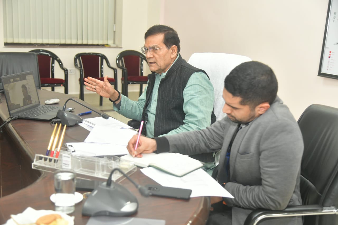 ठंड एवं शीतलहर से बचाव के लिए मंत्री ए.के. शर्मा सख्त