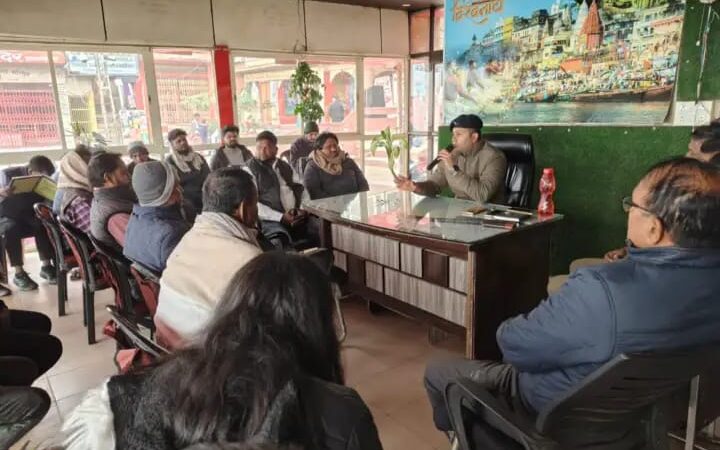 नववर्ष पर गंगा में नौकायन के लिए जल पुलिस ने जारी किए सुरक्षा निर्देश