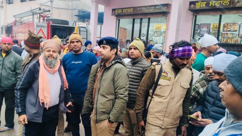 रविदास मंदिर में संदिग्ध परिस्थितियों में लगी आग,पुलिस ने पाया आग पर काबू