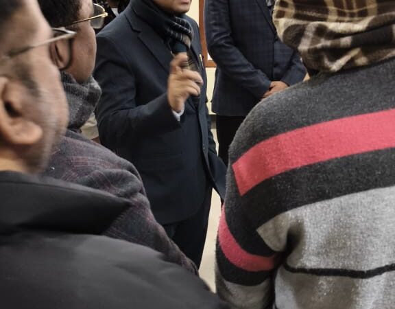 जिलाधिकारी ने ईवीएम वेयरहाउस का किया त्रैमासिक निरीक्षण