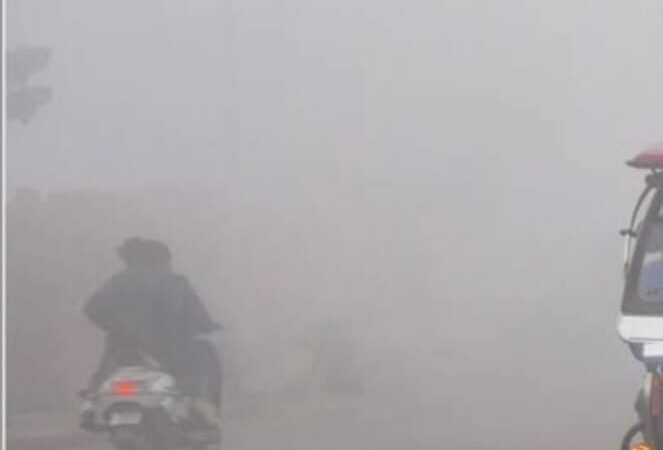 वाराणसी में घने कोहरे का कहर, 8 जनवरी तक आईएमडी का अलर्ट
