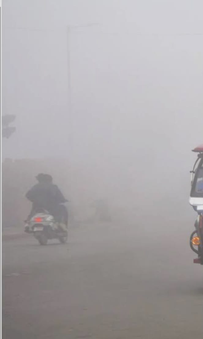 वाराणसी में घने कोहरे का कहर, 8 जनवरी तक आईएमडी का अलर्ट