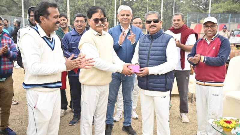 बरेका : संरक्षक एकादश ने अध्यक्ष एकादश को 6 विकेट से हराया