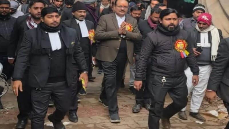 सेंट्रल बार : चुनाव में प्रेम प्रकाश गौतम अध्यक्ष, आशीष सिंह महामंत्री निर्वाचित