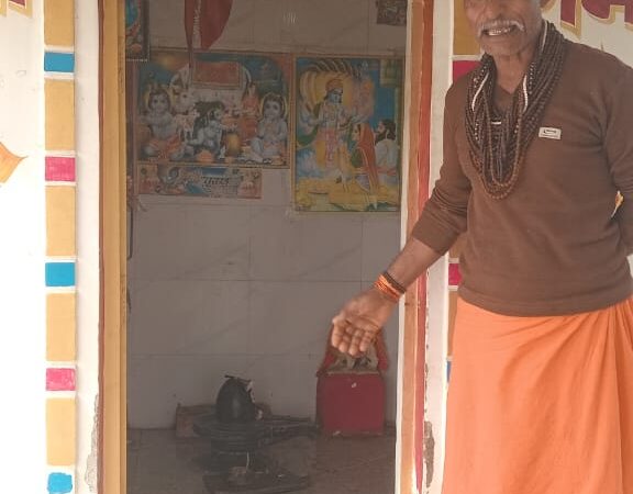 दो गांवों में एक रात तीन मंदिरों का मूर्ति-भंजन, अराजक तत्वों का हमला, ग्रामीण बेचैन