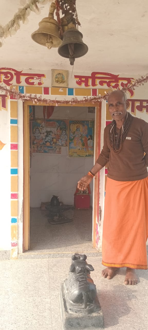 दो गांवों में एक रात तीन मंदिरों का मूर्ति-भंजन, अराजक तत्वों का हमला, ग्रामीण बेचैन