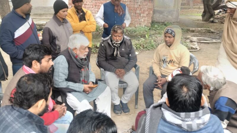 करधना गांव में तीन बच्चियों की मौत के बाद राजनीतिक दलों की सक्रियता