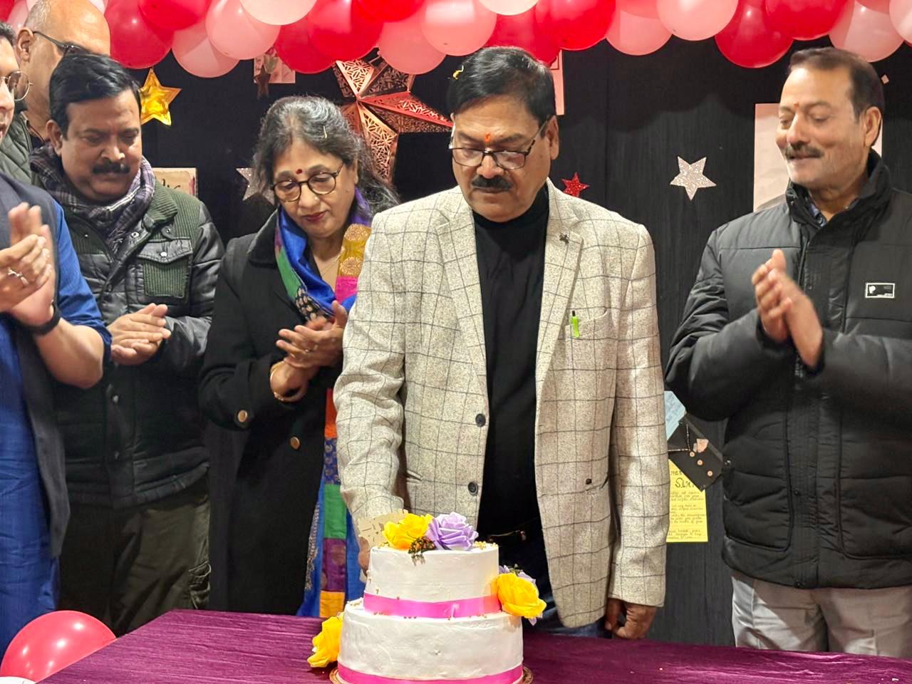 समाज के अंतिम व्यक्ति तक जुड़ाव ही दिलाता है पहचान : डॉ. अशोक कुमार सिंह