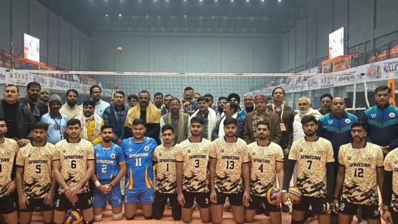 भाजपा प्रदेश अध्यक्ष ने वॉलीबॉल खिलाड़ियों का बढ़ाया उत्साह