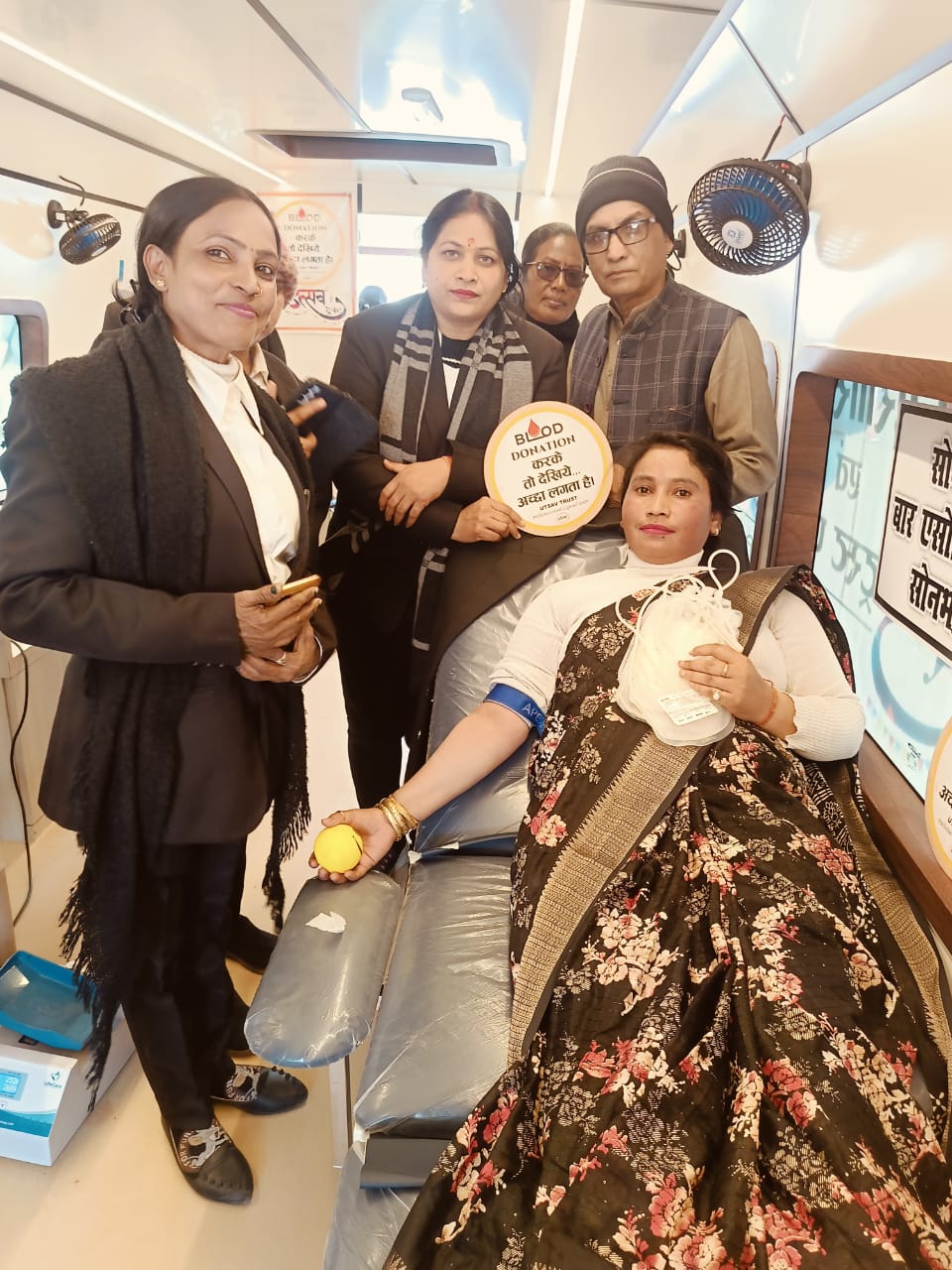 स्वैच्छिक रक्तदान, देश और समाज के लिए महादान, सोनभद्र बार एसोसिएशन में 19 ने किया रक्तदान