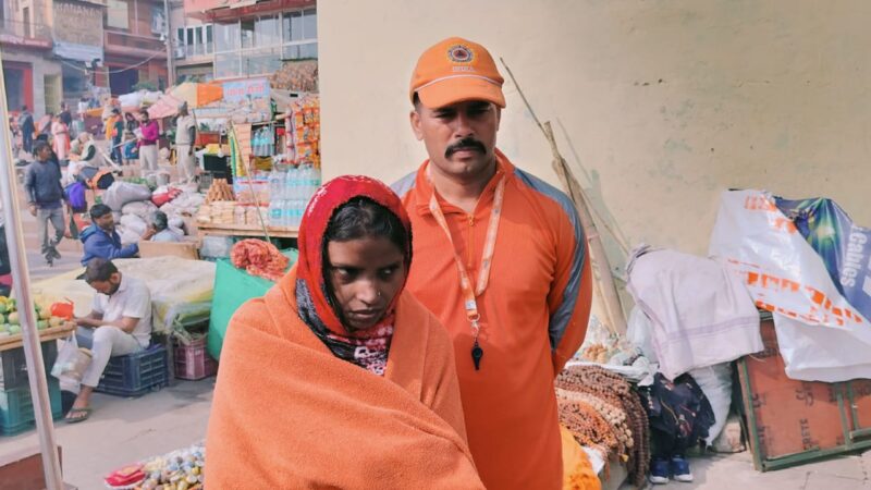 एनडीआरएफ : गंगा में डूबती महिला श्रद्धालु का किया सुरक्षित बचाव 