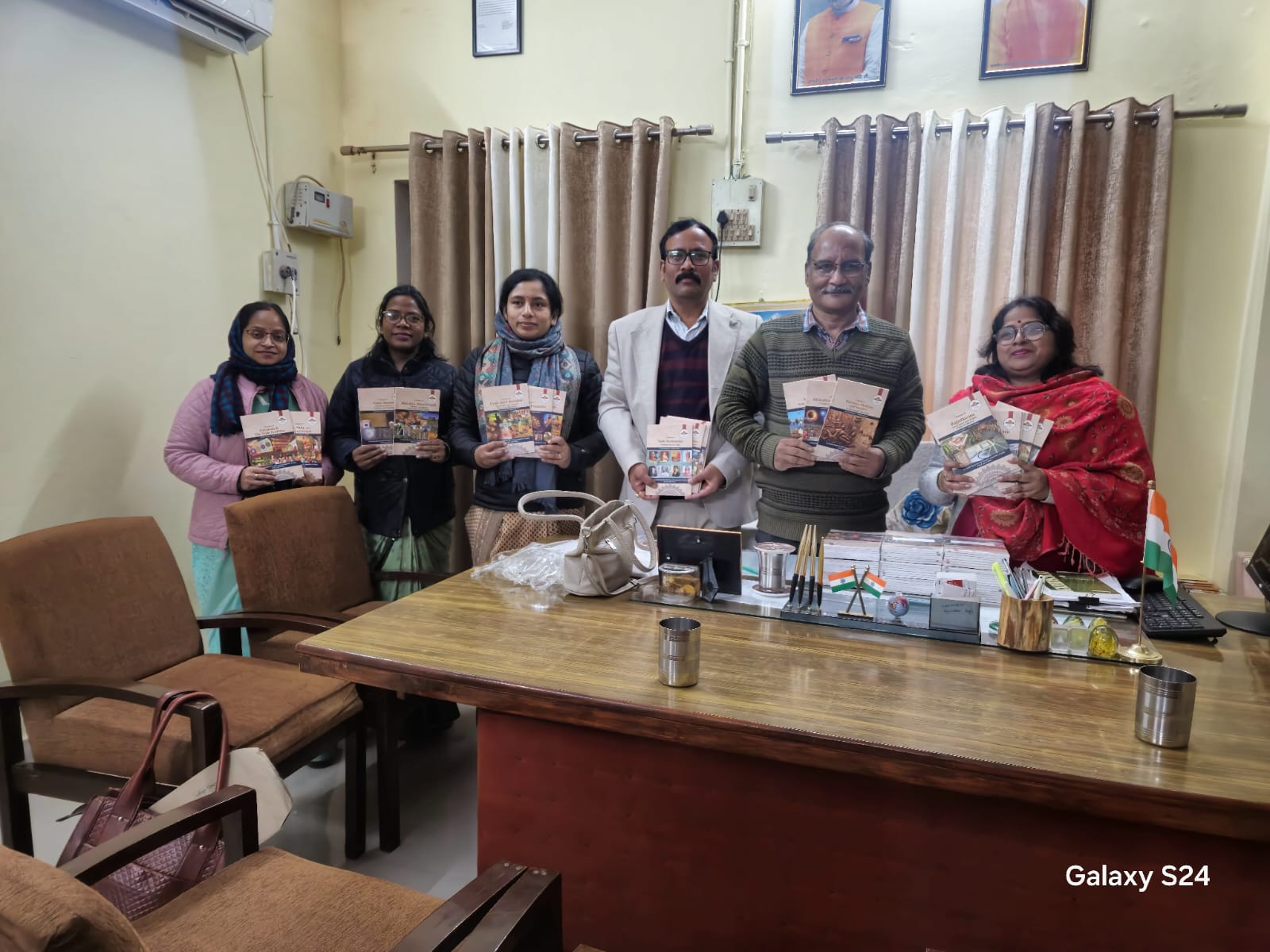 श्री अग्रसेन कन्या पी.जी. कॉलेज में भारतीय ज्ञान परंपरा पर आधारित 21 पुस्तकों का विमोचन