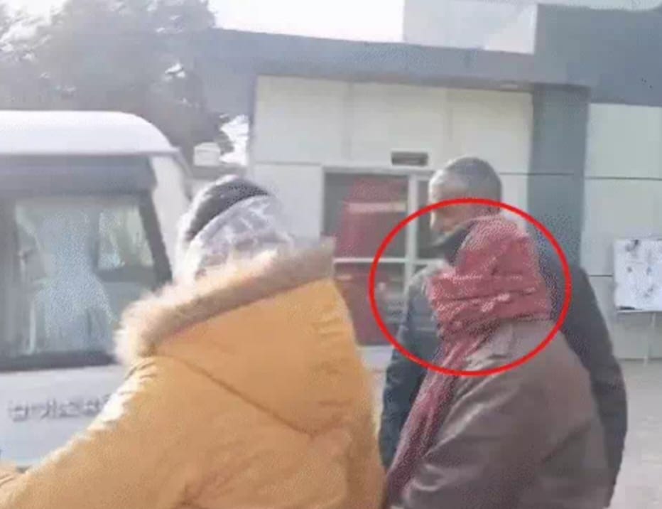 गाजियाबाद : महिला दरोगा रिश्वत लेते रंगे हाथ गिरफ्तार