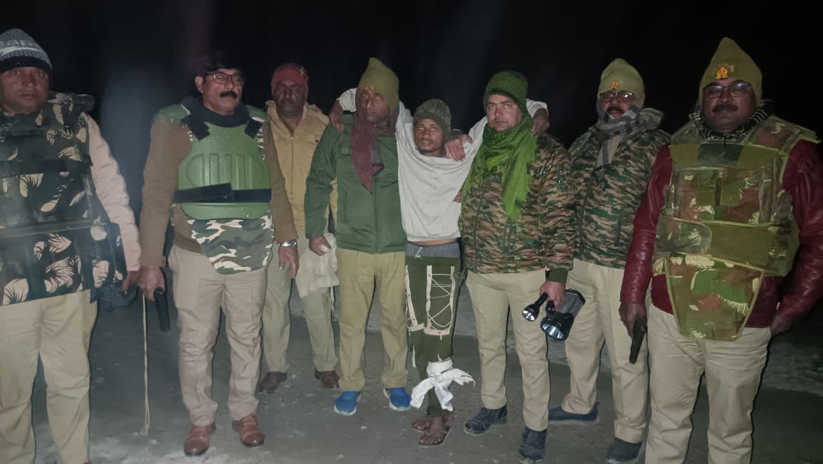 सोनभद्र :  हाईवे पर लूट करने वाले खतरनाक गिरोह का शातिर सदस्य गिरफ्तार