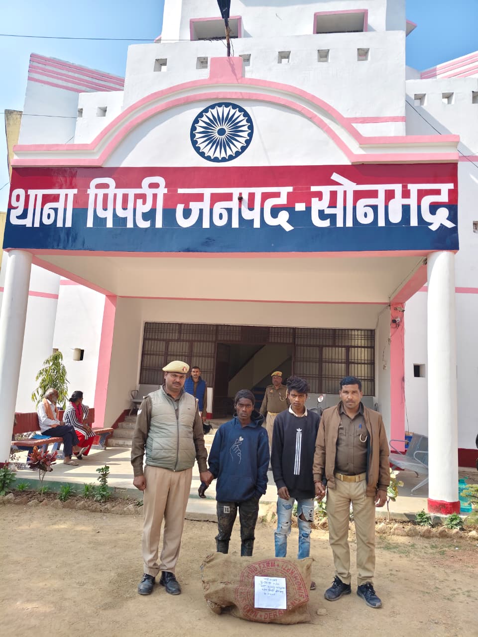 पिपरी पुलिस की बड़ी कामयाबी: चोरी की घटना का 12 घंटे में खुलासा, दो आरोपी गिरफ्तार