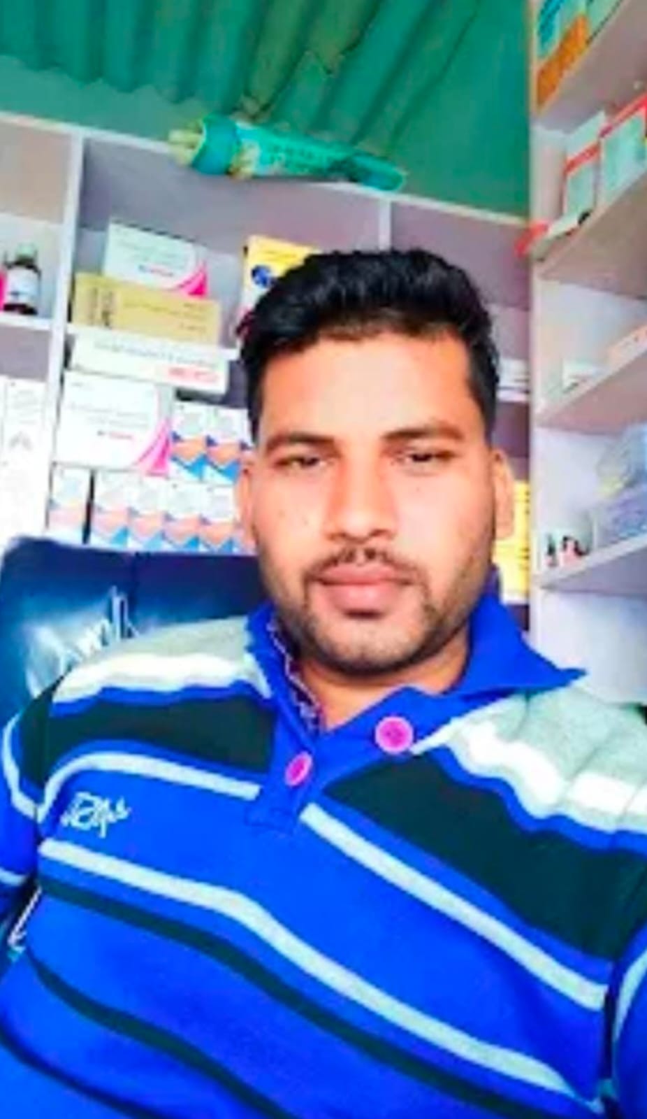 जौनपुर : डॉक्टर की  हत्या कर घर के सामने लटकाया शव