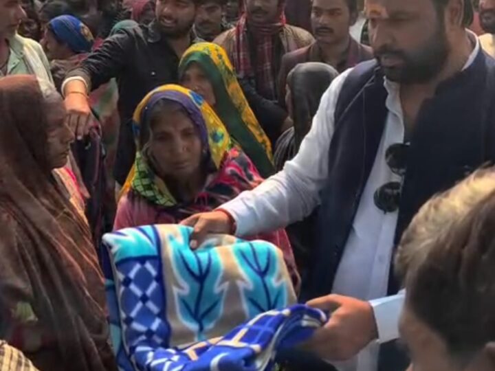 लोहता थाना क्षेत्र में समाजसेवी ने बांटे 200 कम्बल