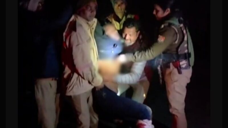 गाजीपुर : जेल से फरार 25 हजार इनामिया मुठभेड़ में गिरफ्तार