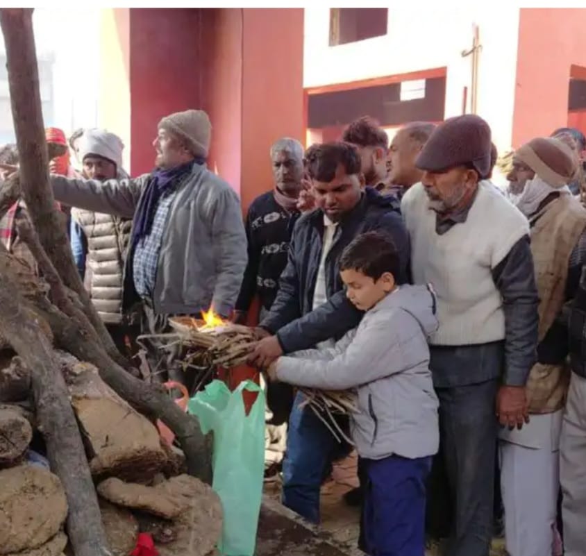 एटा में सनसनीखेज चौहरे हत्याकांड का खुलासा: बेटा कमल सिंह ही निकला माता-पिता, पत्नी और बेटी का कातिल