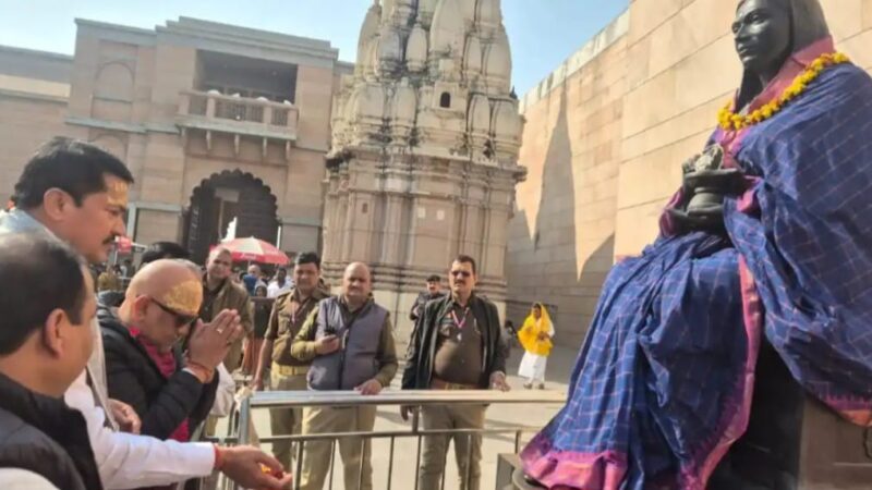 अविमुक्तेश्वरानंद हमारे गुरु, अन्याय के खिलाफ होगा आंदोलन : अजय राय